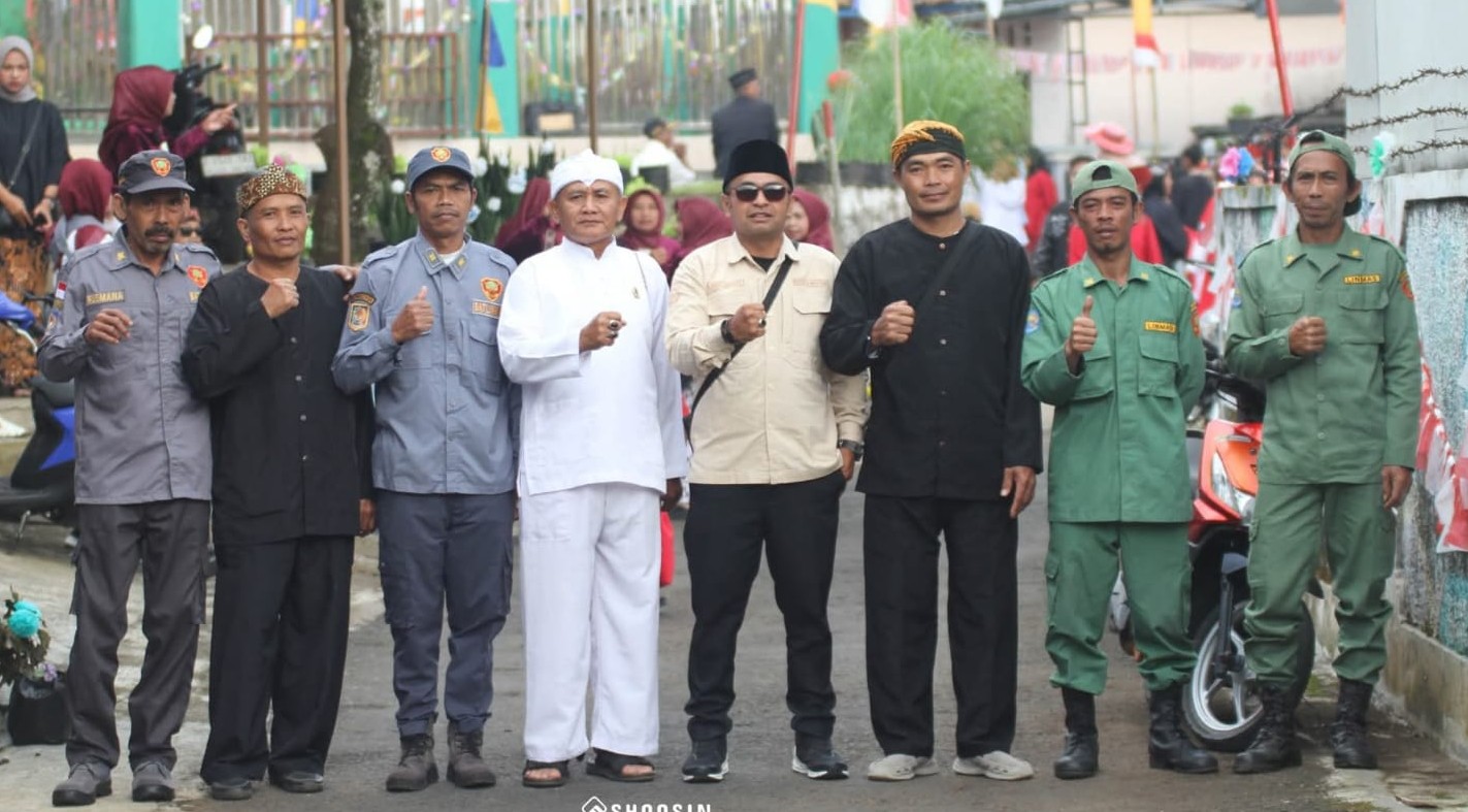 SINERGI MEMBANGUN DESA: WARGA DUSUN BAROS GELAR GOTONG ROYONG