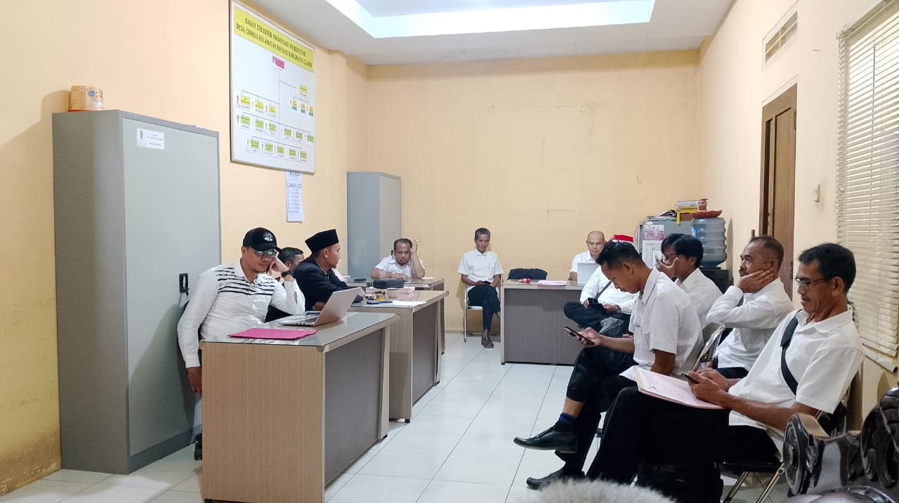RAPAT KOORDINASI DESA CIOMAS BAHAS RAPBDES TA 2026 DAN PROGRAM DESA LAINNYA